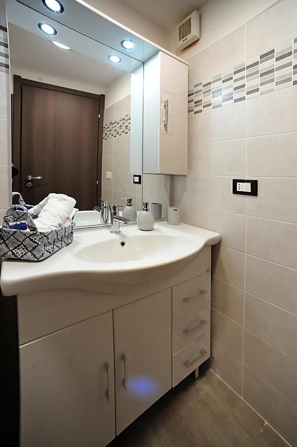 Cozy Studio In Turin City Center By Wonderful Italy חדר תמונה